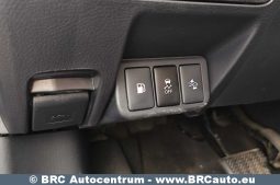 Toyota Avensis 1.8i Automatas 2016 full