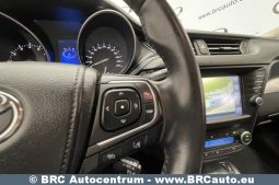 Toyota Avensis 1.8 Valvematic Active Automatas 2016 full