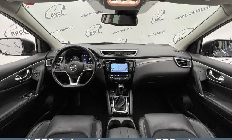 Nissan Qashqai 1.2 DIG-T Automatas 2018 full