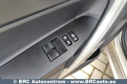 Toyota Auris 1.4 D-4D 2015 full