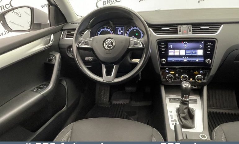 Skoda Octavia 1.5 TSI DSG G-TEC 2020 full