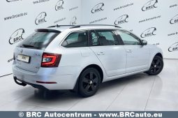 Skoda Octavia 1.5 TSI DSG G-TEC 2020 full