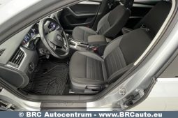 Skoda Octavia 1.5 TSI DSG G-TEC 2020 full