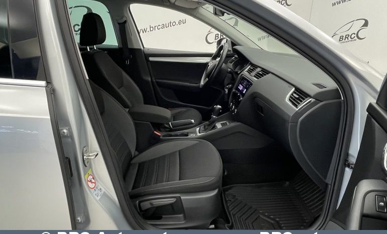 Skoda Octavia 1.5 TSI DSG G-TEC 2020 full