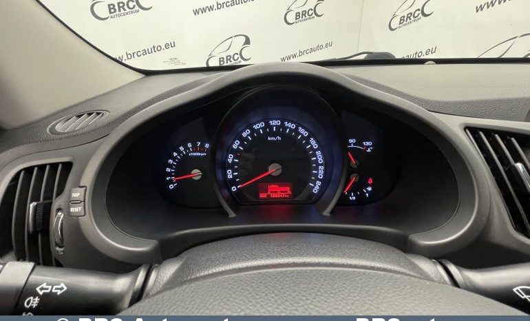Kia Sportage 1.6GDI 2WD 2011 full