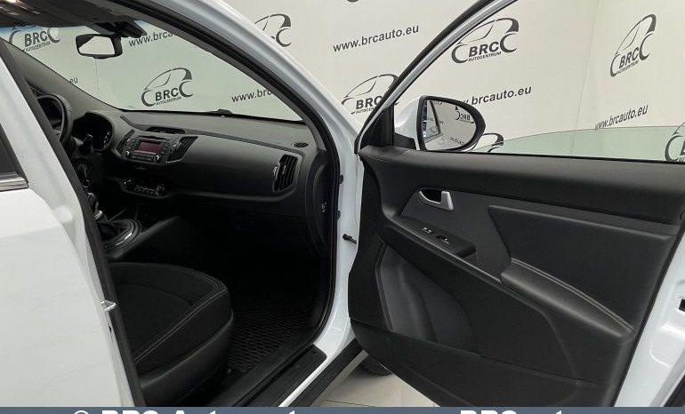 Kia Sportage 1.6GDI 2WD 2011 full