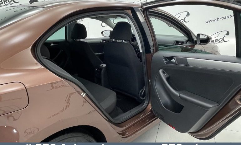 Volkswagen Jetta 1.4 TSI 2017 full