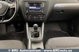 Volkswagen Jetta 1.4 TSI 2017 full