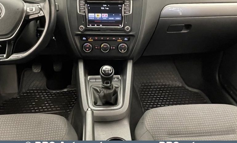 Volkswagen Jetta 1.4 TSI 2017 full