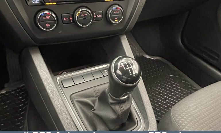 Volkswagen Jetta 1.4 TSI 2017 full