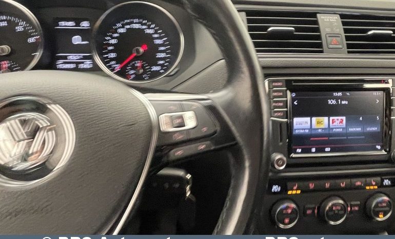 Volkswagen Jetta 1.4 TSI 2017 full