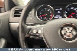 Volkswagen Jetta 1.4 TSI 2017 full