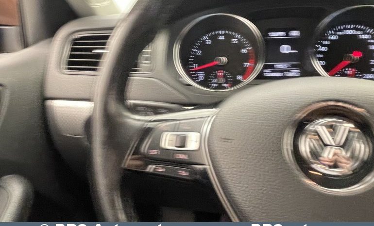 Volkswagen Jetta 1.4 TSI 2017 full