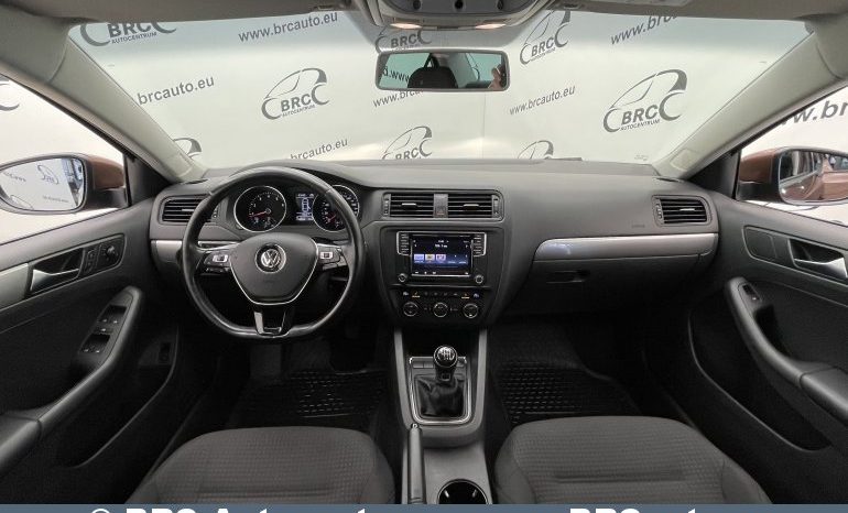 Volkswagen Jetta 1.4 TSI 2017 full