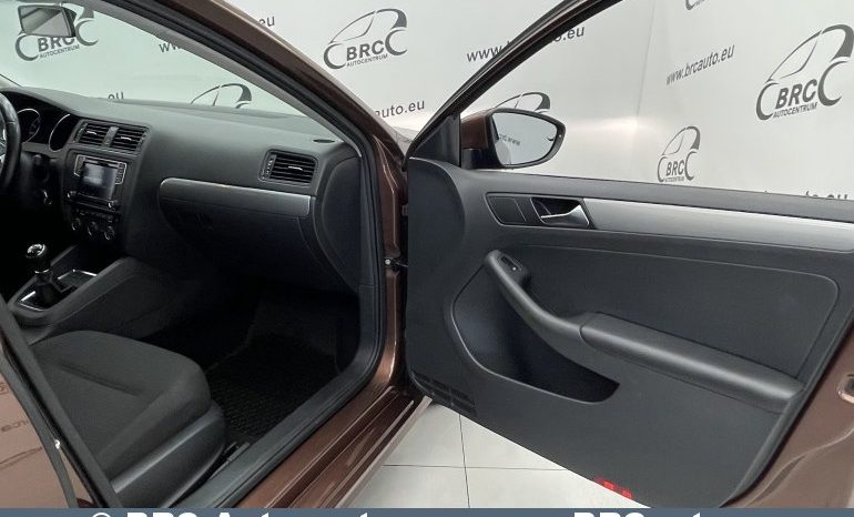 Volkswagen Jetta 1.4 TSI 2017 full