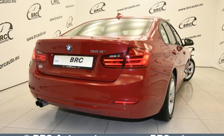 BMW 328 i Automatas 2012 full