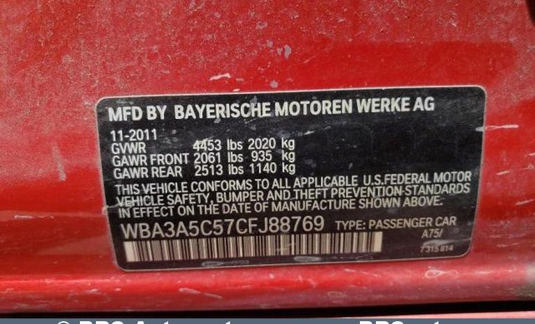 BMW 328 i Automatas 2012 full