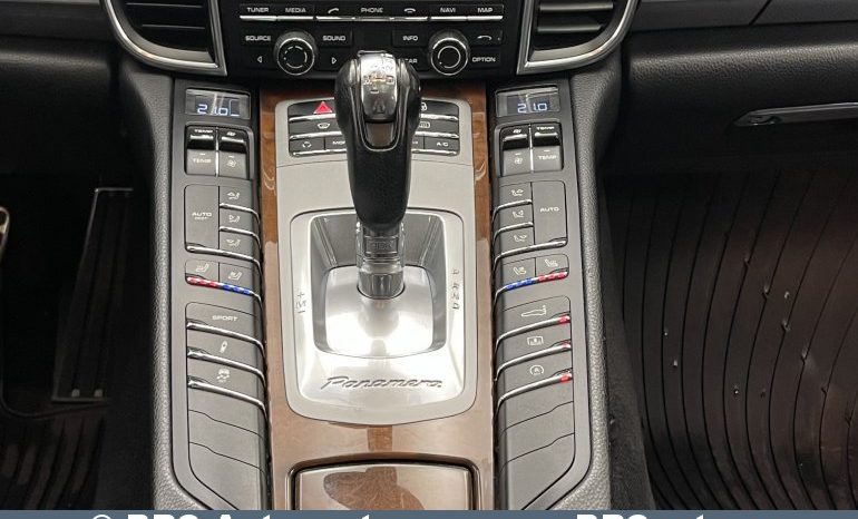 Porsche Panamera 4 Automatas 2012 full