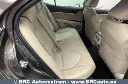 Toyota Camry Sedan 2.5 Hybrid Executive e-CVT 2020 full