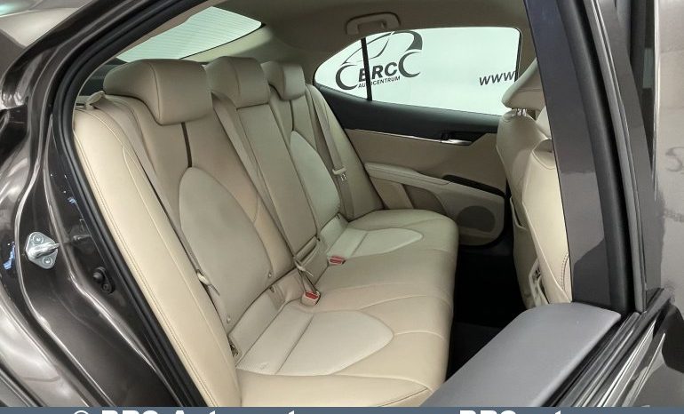 Toyota Camry Sedan 2.5 Hybrid Executive e-CVT 2020 full