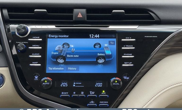 Toyota Camry Sedan 2.5 Hybrid Executive e-CVT 2020 full