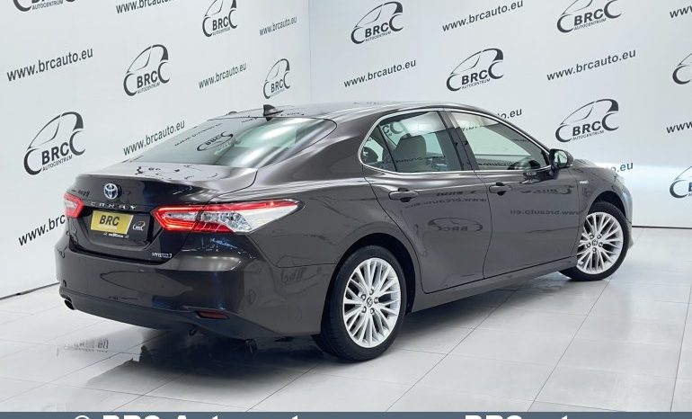 Toyota Camry Sedan 2.5 Hybrid Executive e-CVT 2020 full