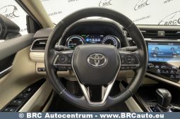 Toyota Camry Sedan 2.5 Hybrid Executive e-CVT 2020 full