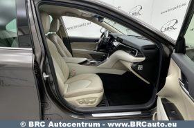 Toyota Camry Sedan 2.5 Hybrid Executive e-CVT 2020