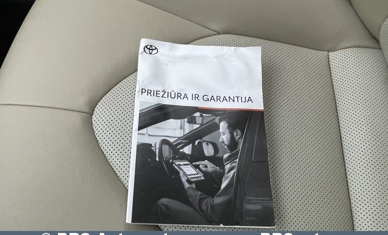 Toyota Camry Sedan 2.5 Hybrid Executive e-CVT 2020 full