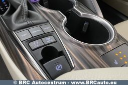 Toyota Camry Sedan 2.5 Hybrid Executive e-CVT 2020 full