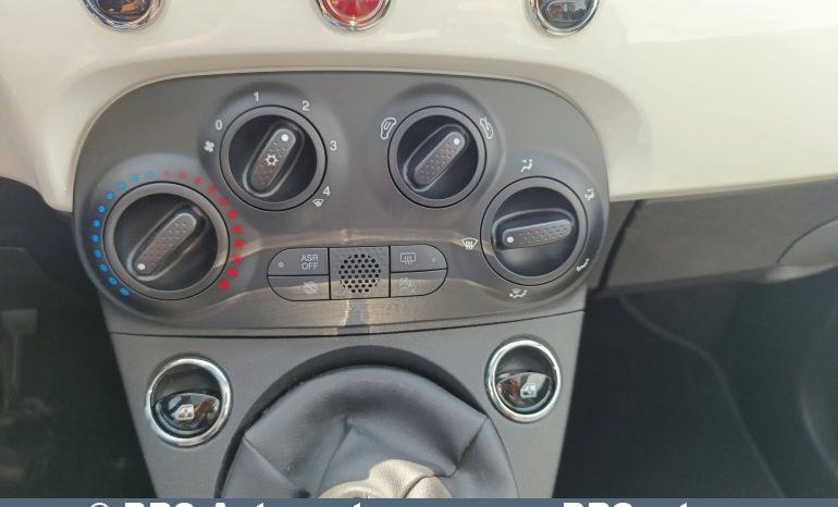 Fiat 500 1.2i Lounge 2018 full