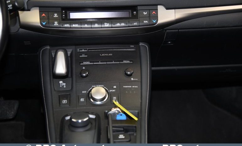 Lexus CT 200H 1.8 hybrid Automatas 2015 full