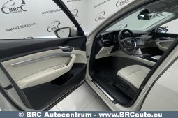 Audi E-tron 55 Premium 2020 full