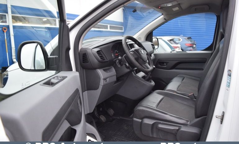 Toyota Proace  2017 full