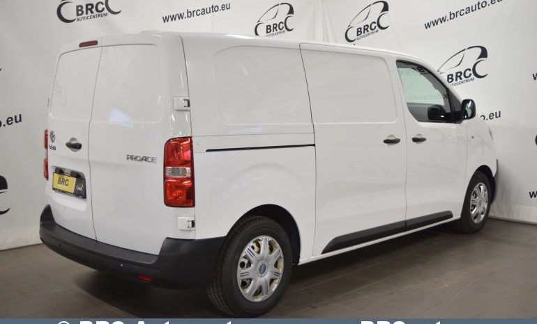 Toyota Proace  2017 full