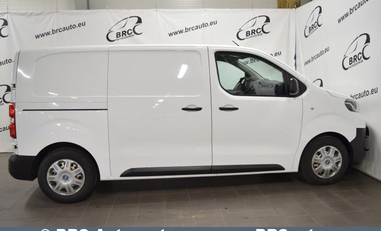Toyota Proace  2017 full