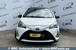 Toyota Yaris 1.5 Hybrid e-CVT Automatas 2017 full