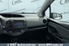 Toyota Yaris 1.5 Hybrid e-CVT Automatas 2017