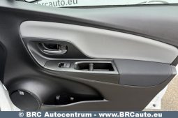Toyota Yaris 1.5 Hybrid e-CVT Automatas 2017 full