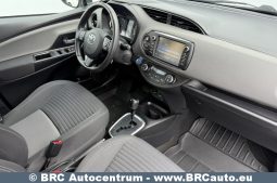 Toyota Yaris 1.5 Hybrid e-CVT Automatas 2017 full