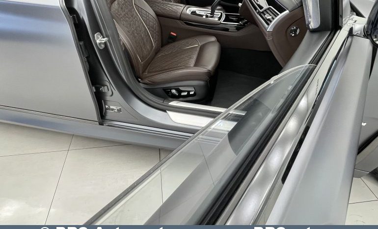 BMW 745 e Long Xdrive Individual 2020 full