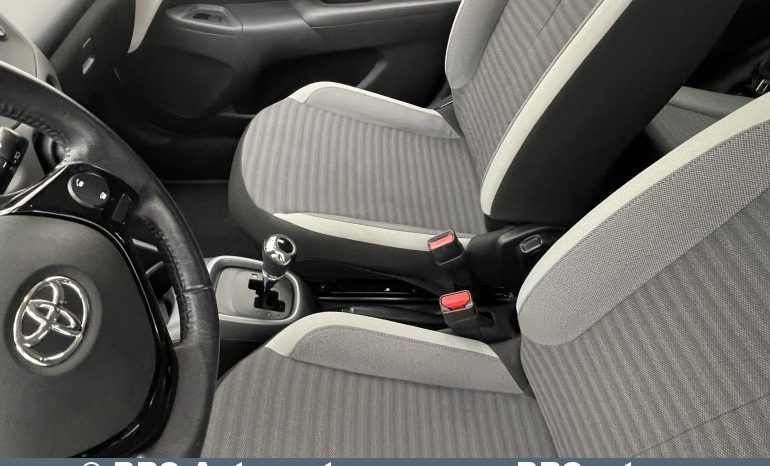 Toyota Aygo 1.0 Automatas 2018 full