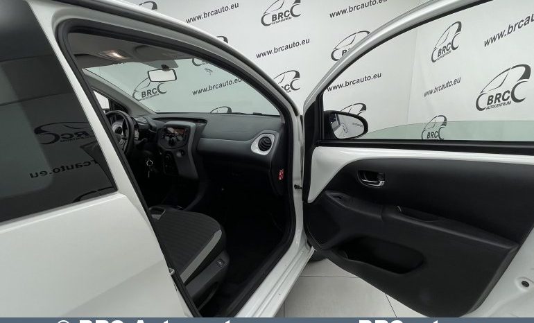 Toyota Aygo 1.0 Automatas 2018 full