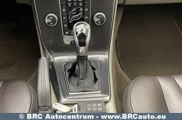 Volvo V40 Cross Country 2.0 Automatas 2016 full