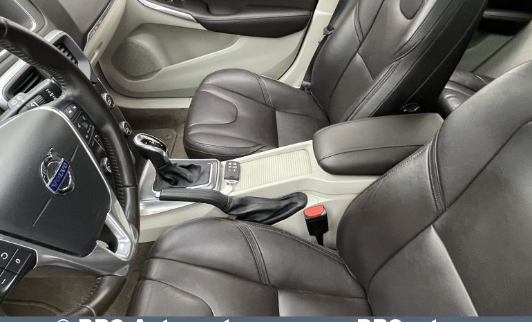 Volvo V40 Cross Country 2.0 Automatas 2016 full