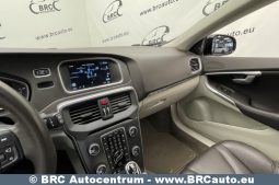 Volvo V40 Cross Country 2.0 Automatas 2016 full