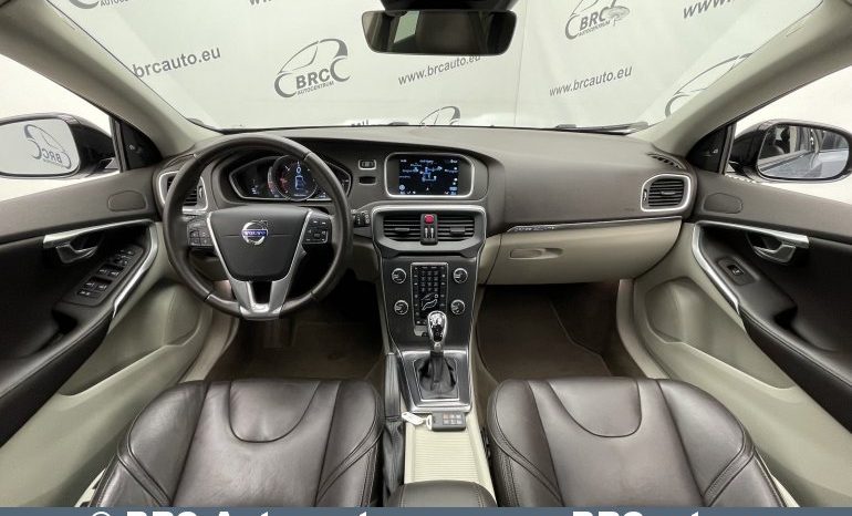 Volvo V40 Cross Country 2.0 Automatas 2016 full