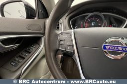 Volvo V40 Cross Country 2.0 Automatas 2016 full