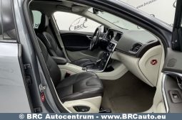 Volvo V40 Cross Country 2.0 Automatas 2016 full