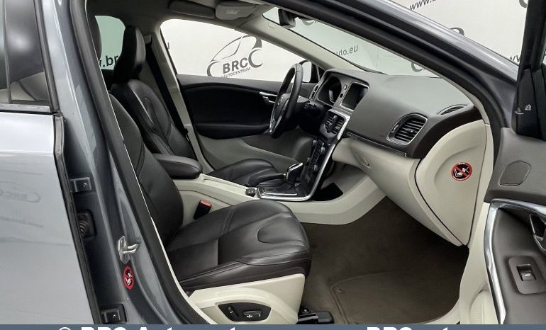 Volvo V40 Cross Country 2.0 Automatas 2016 full